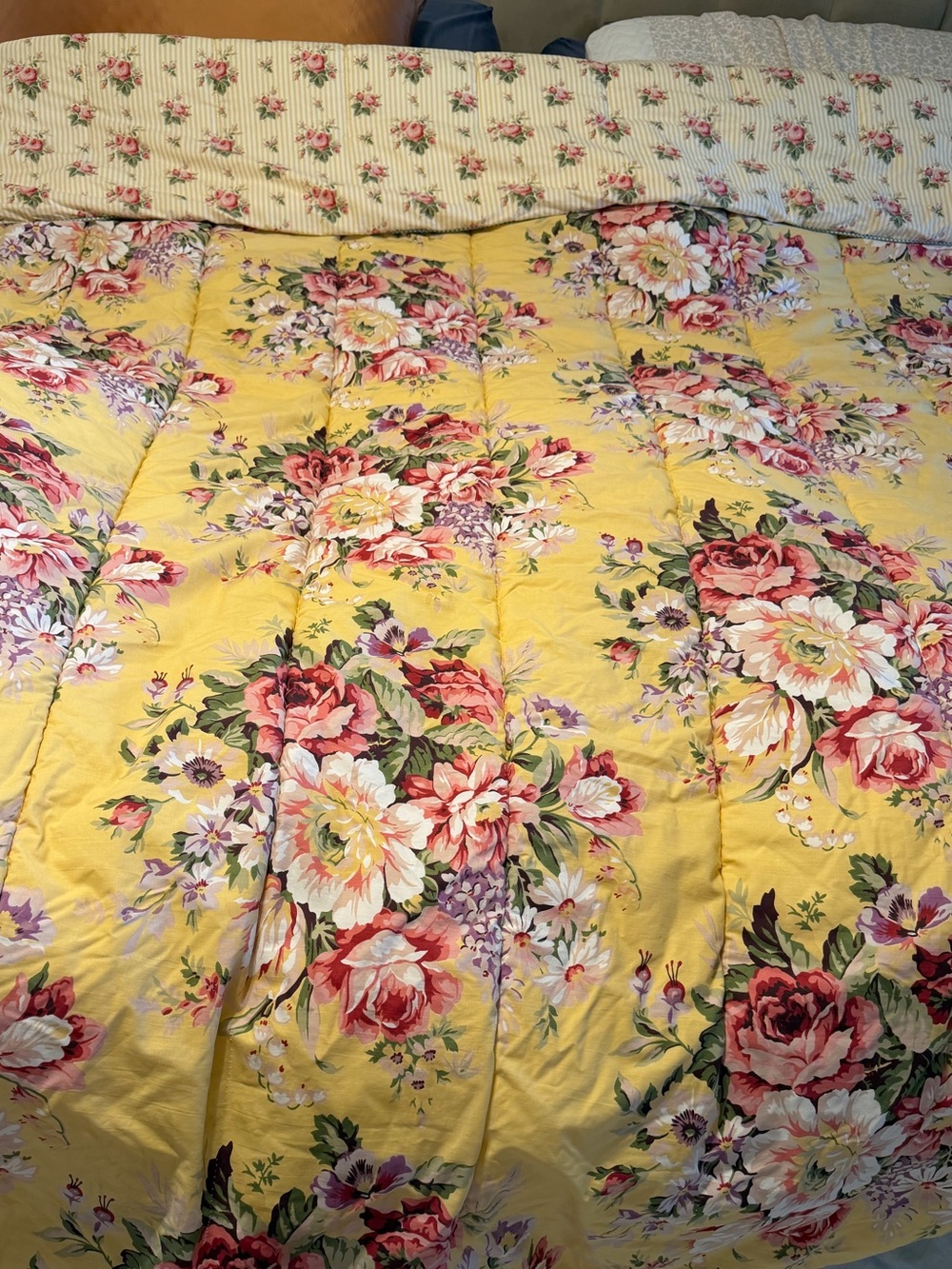 Ralph Lauren Sophie Brooke Yellow Floral Cabbage Rose Reversible Comforter